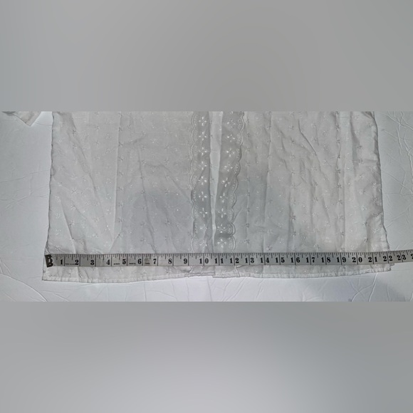 Vintage White Eyelet Coverup Top - Picture 6 of 10